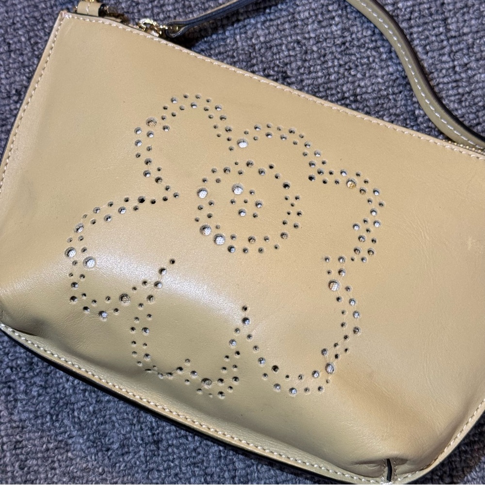 Marimekko Imprint Crossbody Unikko in Light Yellow Khaki ⭐️
